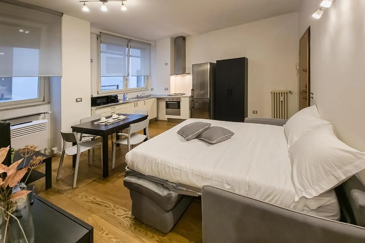 Santa Sofia Home Milan Apartment
